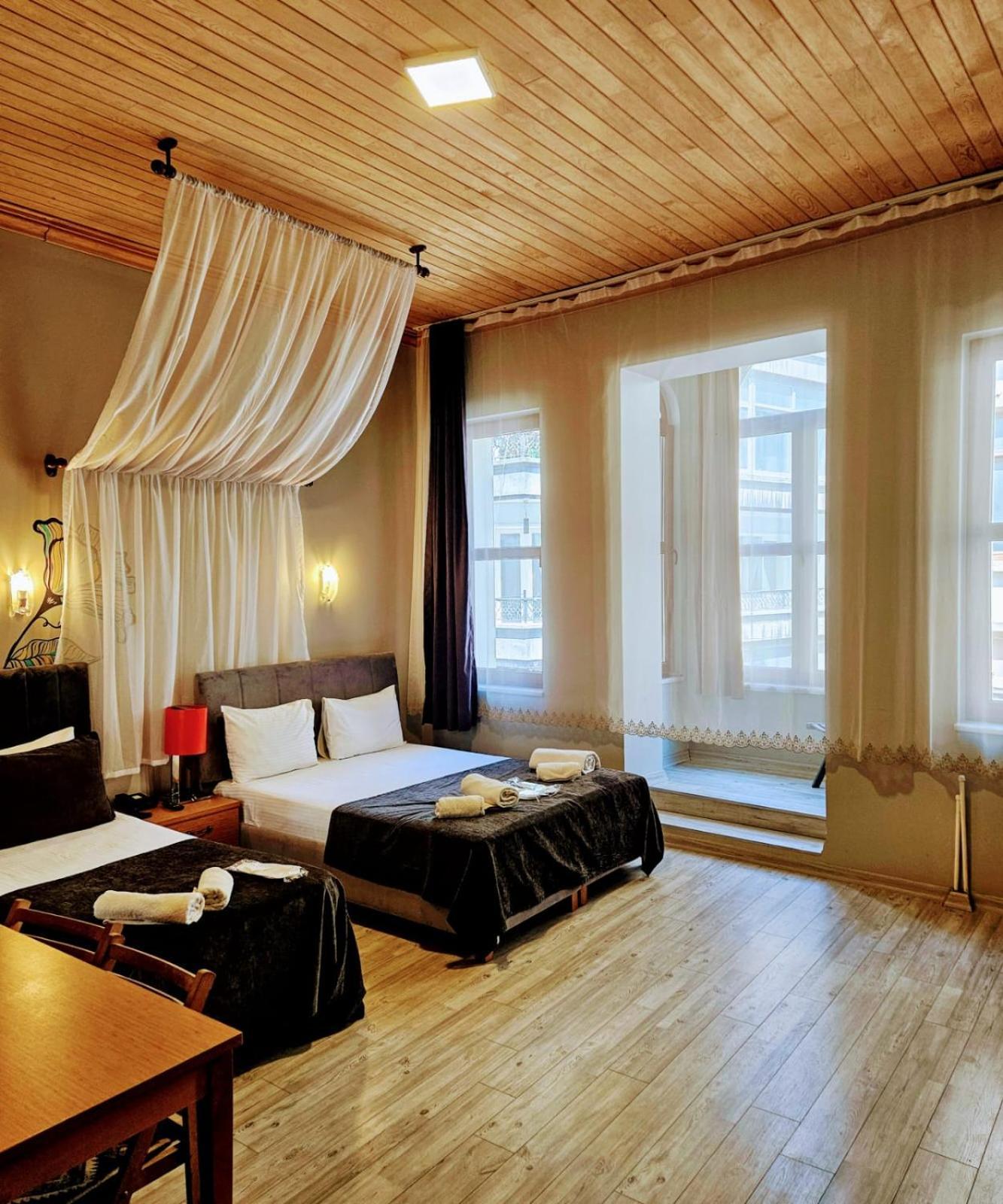 Taxim 34 Hotel Istanbul Exterior photo