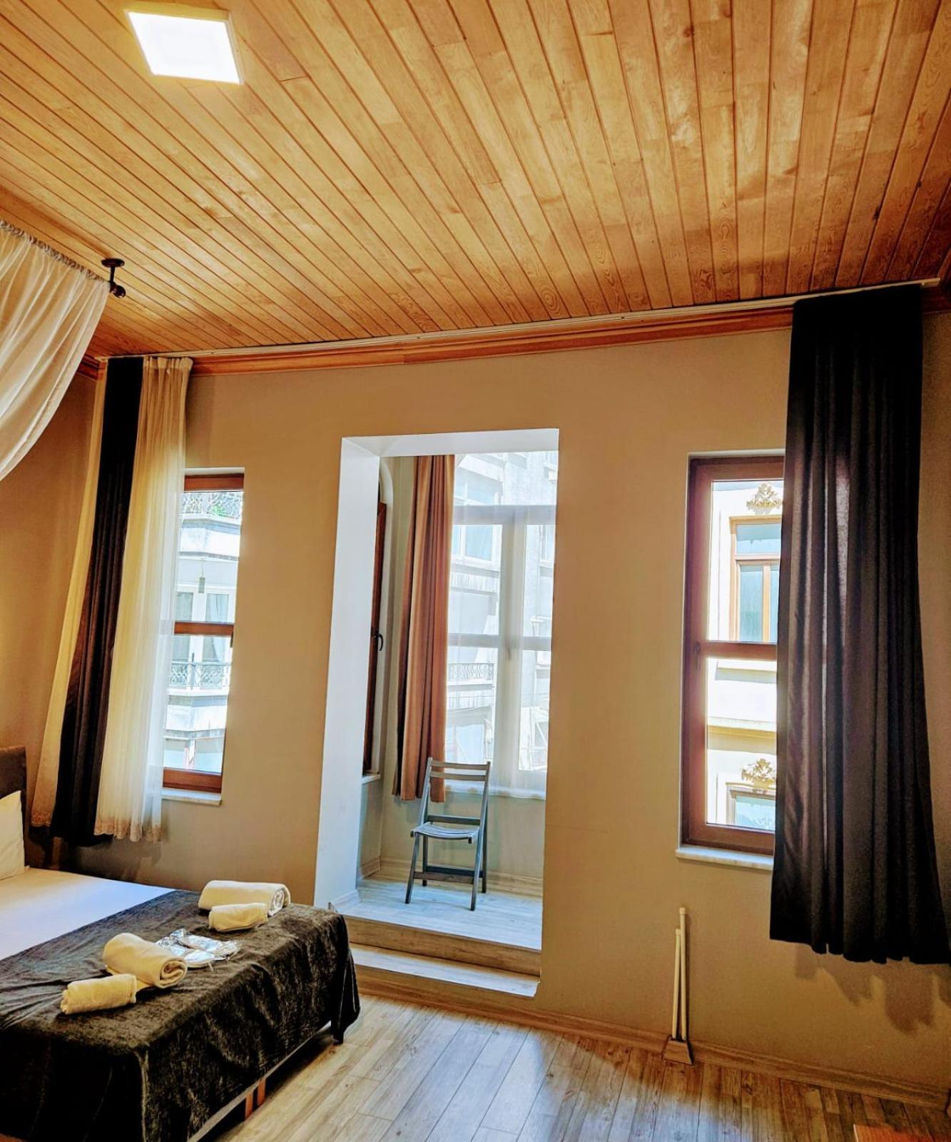 Taxim 34 Hotel Istanbul Exterior photo