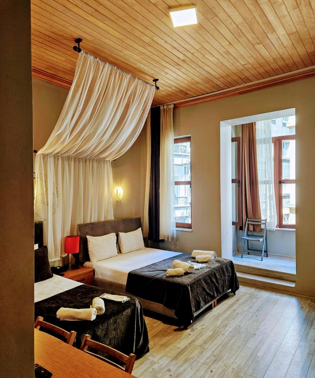 Taxim 34 Hotel Istanbul Exterior photo